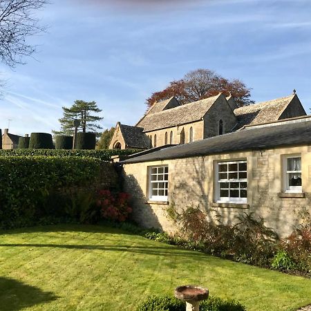 The Old Post Office Studio Apartment In A Beautiful Cotswold Village Cirencester Exterior photo